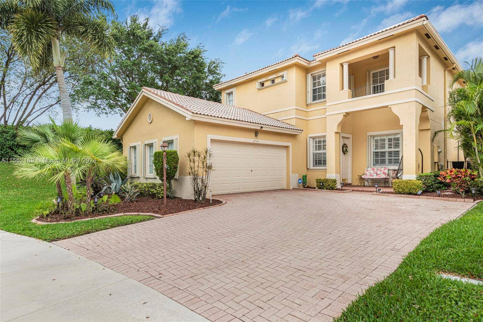 Lovely 4 3 home located in the highly sought after Villa Sorento in Heron Bay !