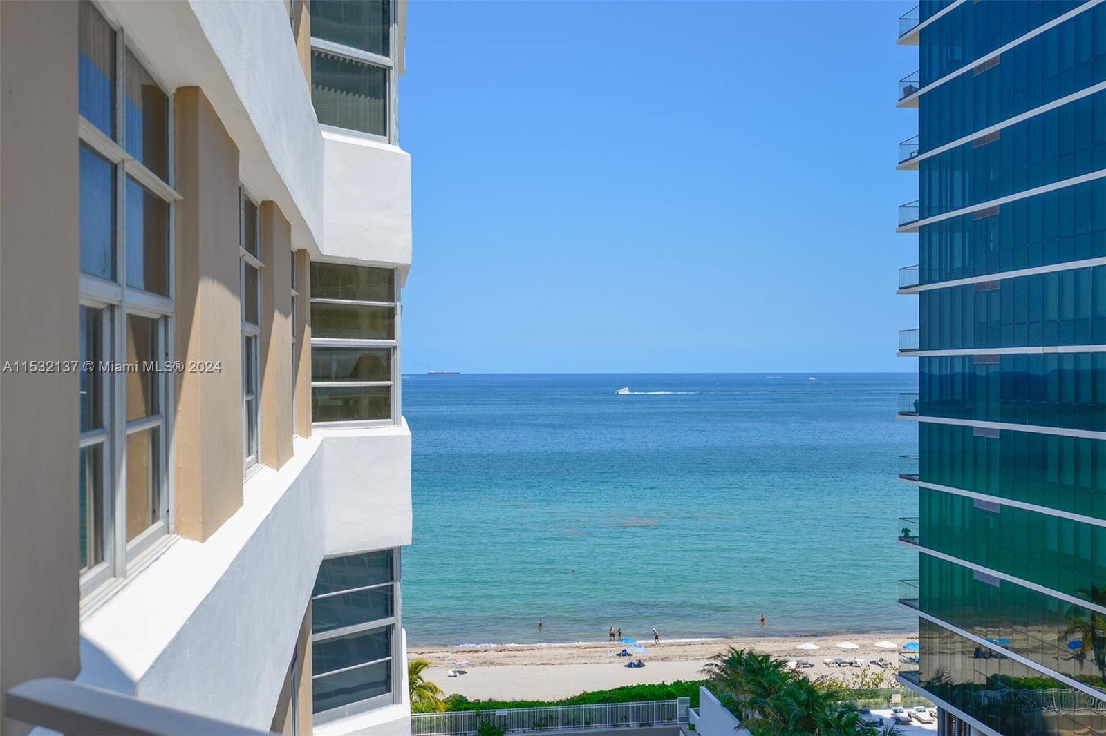 BRIGHT SPACIOUS FULLY UPDATED 1 BEDROOM UNIT FACING SOUTH WITH OCEAN VIEWS.