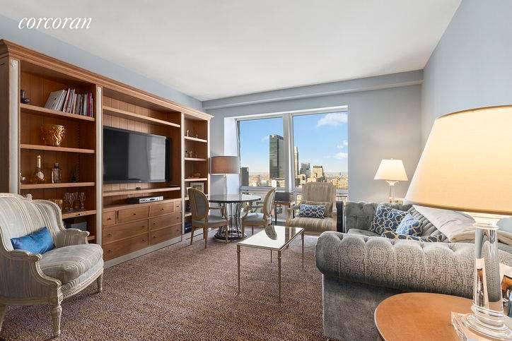 Investment Luxury Fifth Avenue Condo, perfect for 1031 exchange.