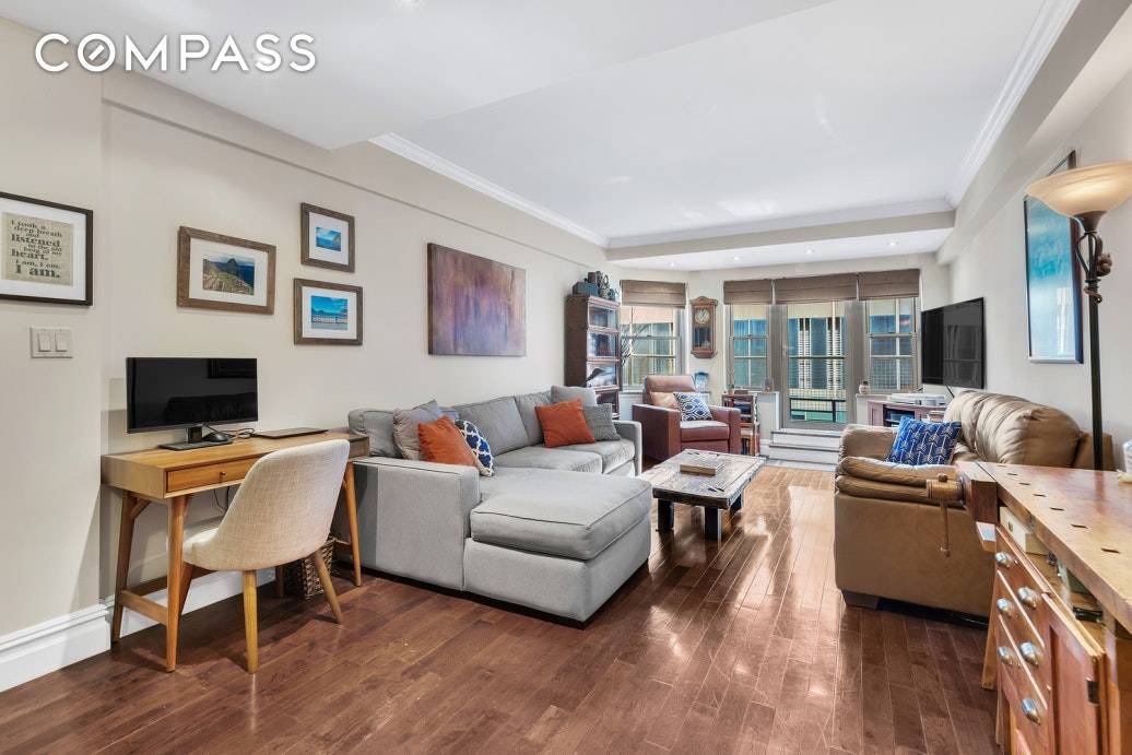 PARK AVENUE CORNER UNIT 850 SqFt OVERSIZED ONE BEDROOM WITH LARGE PRIVATE TERRACE ELECTRICITY INCLUDED THE APARTMENT Corner unit renovated 12th floor 1BR with a large private terrace.