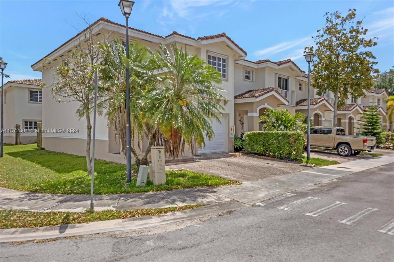 This 3 bedroom 2. 5 bathroom townhouse with 1 car garage is located in a gated community with a community pool.