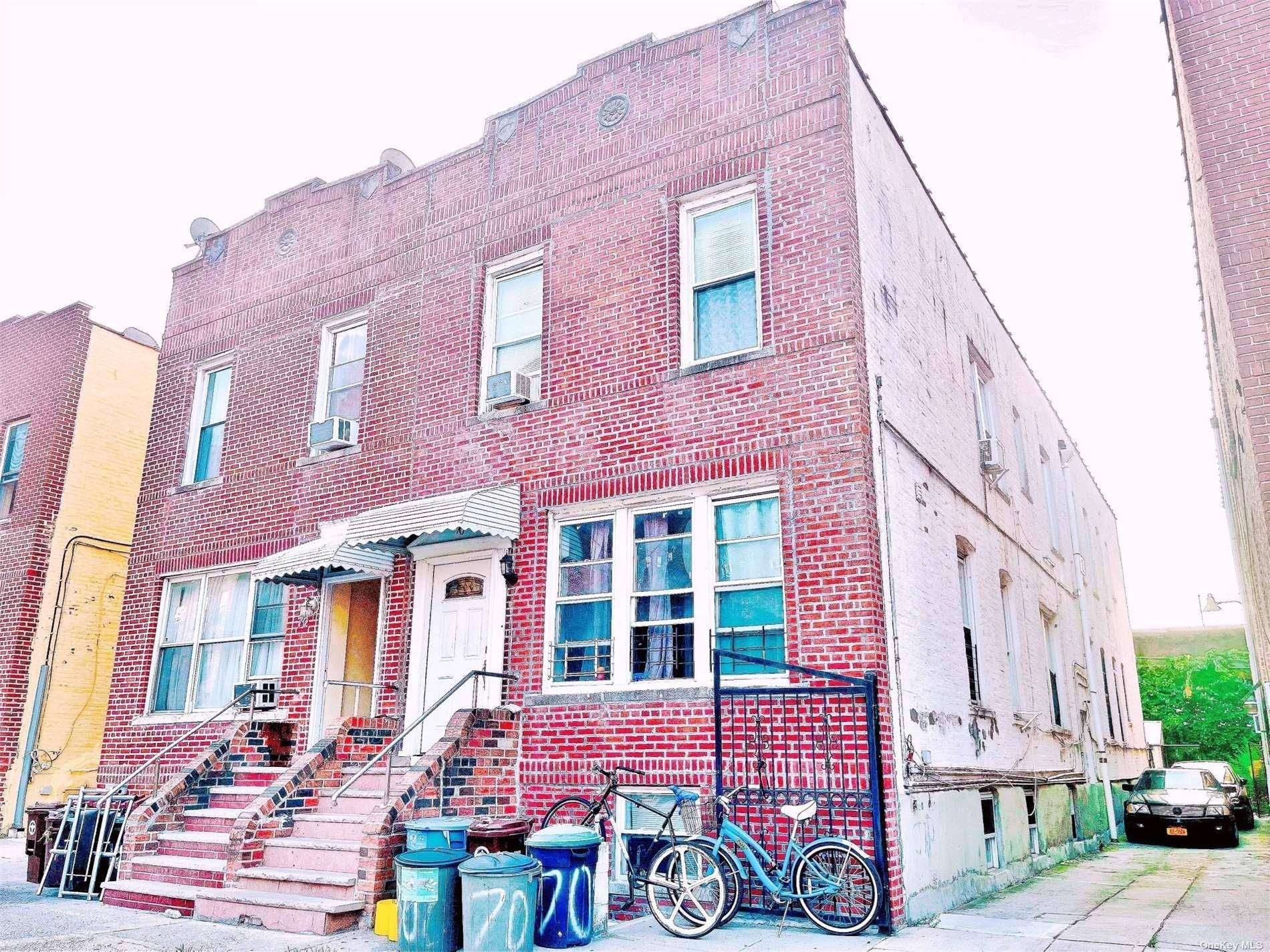 All brick triplex, consisting of three separate apartments 1st floor has an eat in kitchen, living room, formal dining room, 3 bedrooms, and 2 full baths.