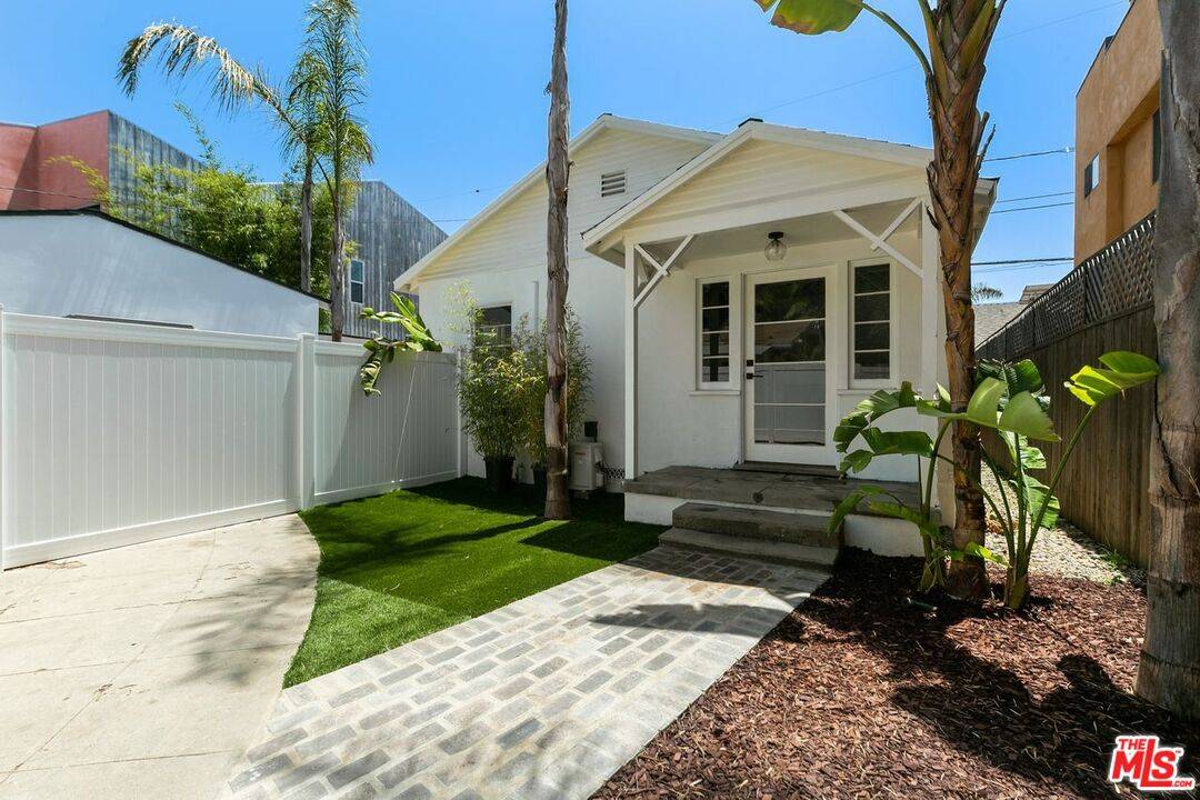 1034  Bay 1BR Santa Monica La