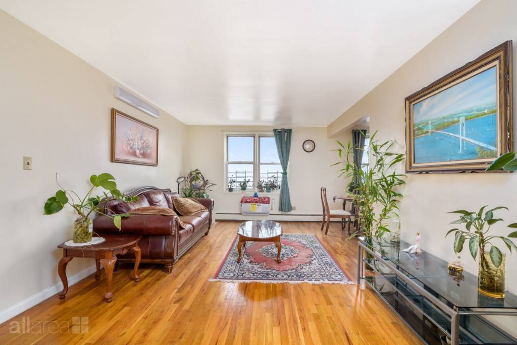 Rare Find Full 2 Bedroom 1 and a half bathroom in Whitestone at the Dewitt Clinton Building.