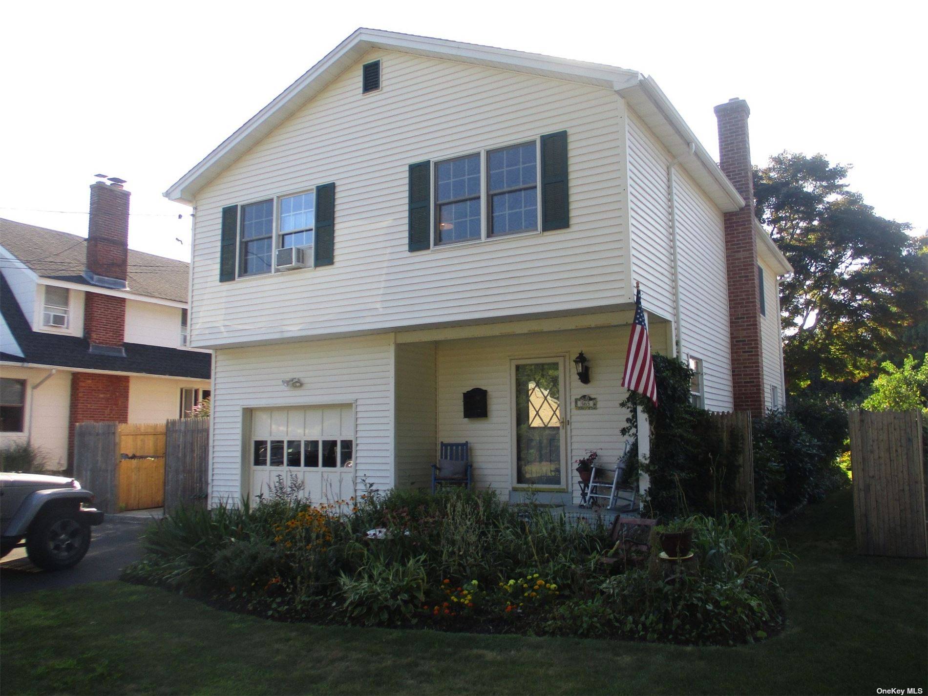 Lovely two story home located in a serene Mattituck neighborhood close to Love Lane, wineries, north fork shopping, schools and restaurants.