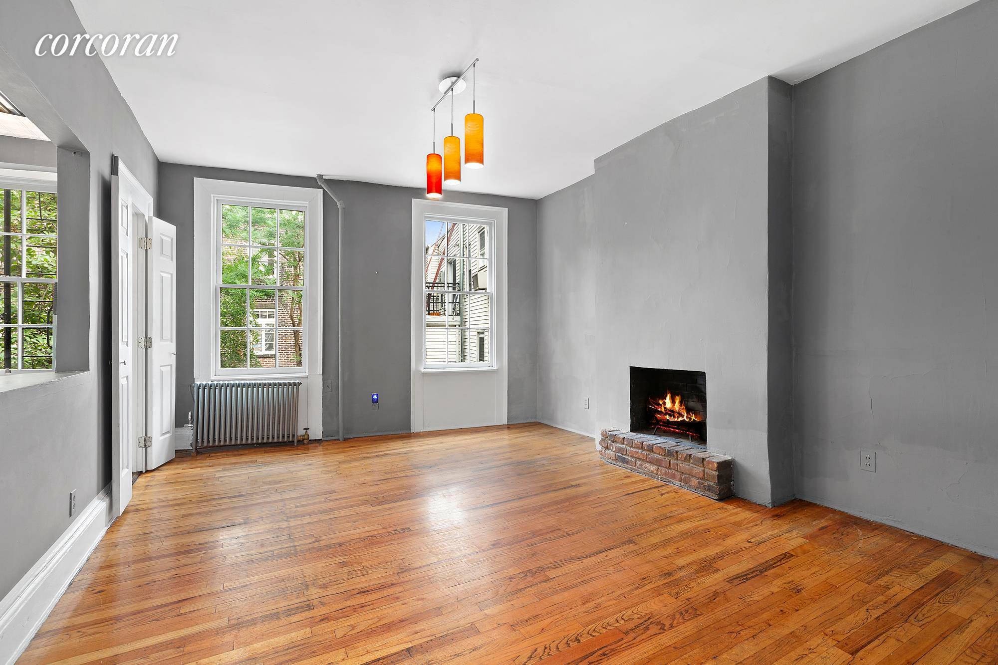 Offering 1 Month Free ! Net rent listed gross rent 11, 000 The townhouses of historic Patchin Place offers charm and character unlike any street in NYC.