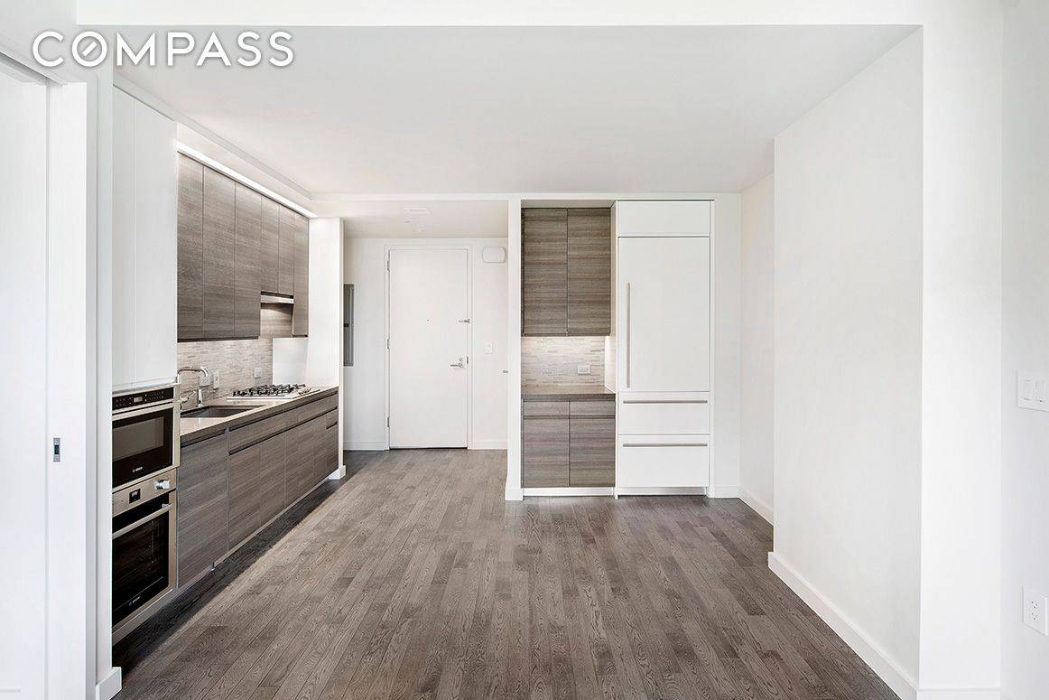 NO FEE Owner pays his agent YOUR NEW LUXE LIFE STARTS HERE This gorgeous, brand new, sun splashed, stylish CIRCA CENTRAL PARK home boasts all the top tier finishes, comfortable ...