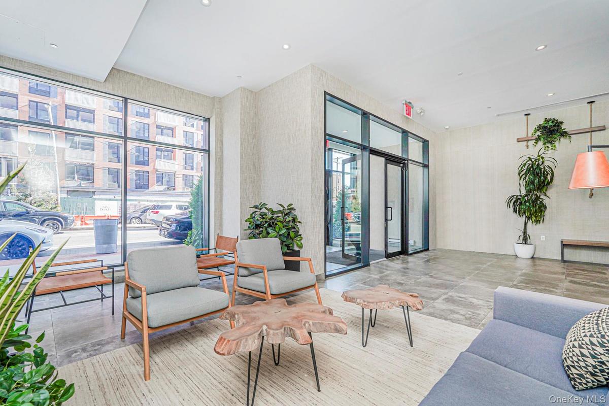 Building lobby featuring recessed lighting