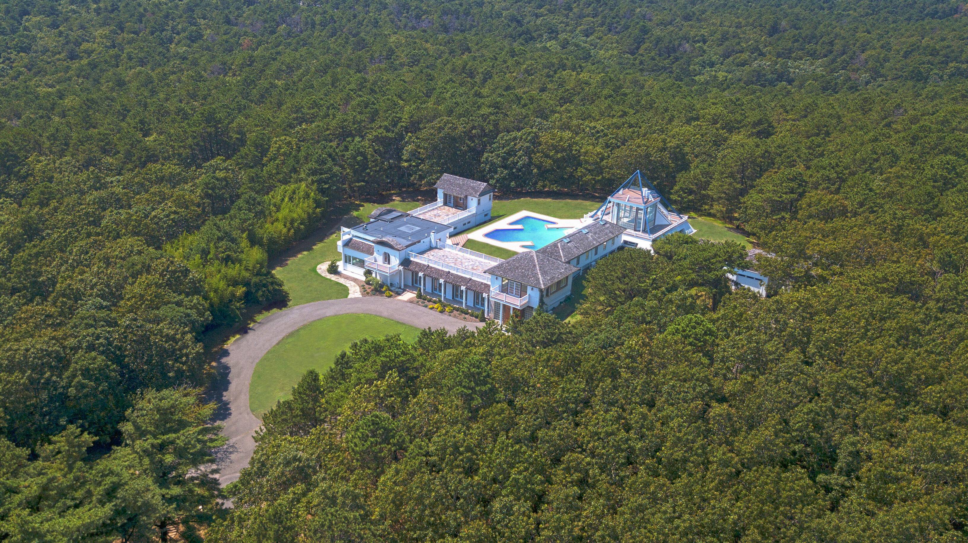 Island In The Sky - 12,000 Sq Ft Estate in Watermill, NY