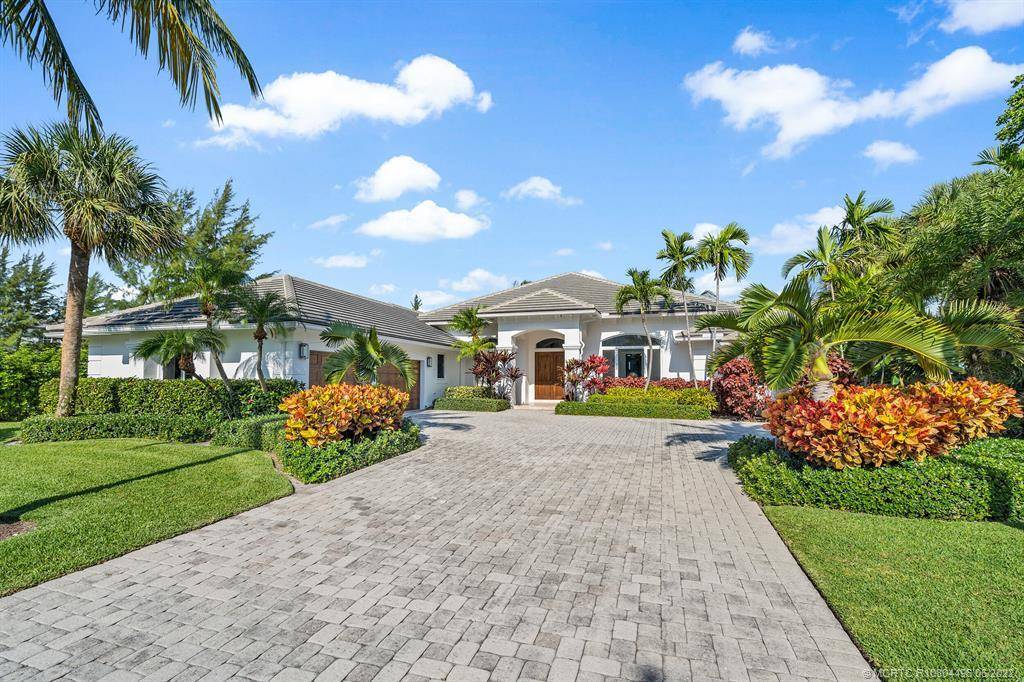 TURNKEY WATERFRONT RENTAL WITH DOCK USE ON SINGER ISLAND.