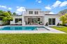 POOL_STRAIGHT_LOOKING_IN_DT