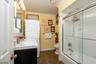 Full Bathroom (Apartment)