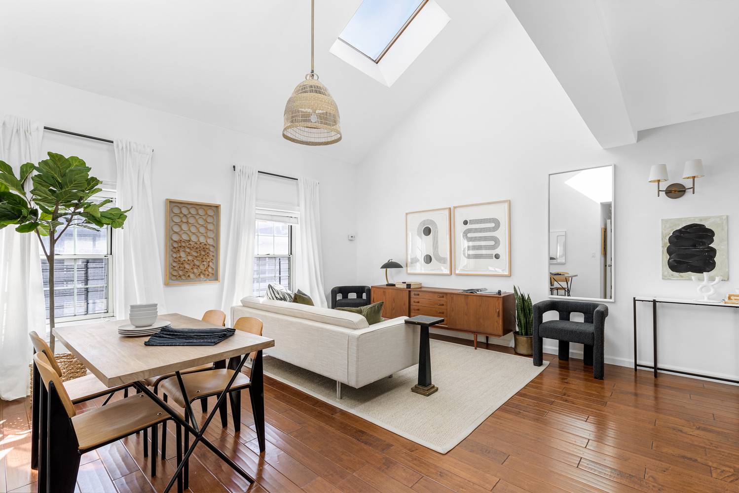 Three Bedroom Gem with Private Roof Deck in Brooklyn Heights BEST of Brooklyn Heights !