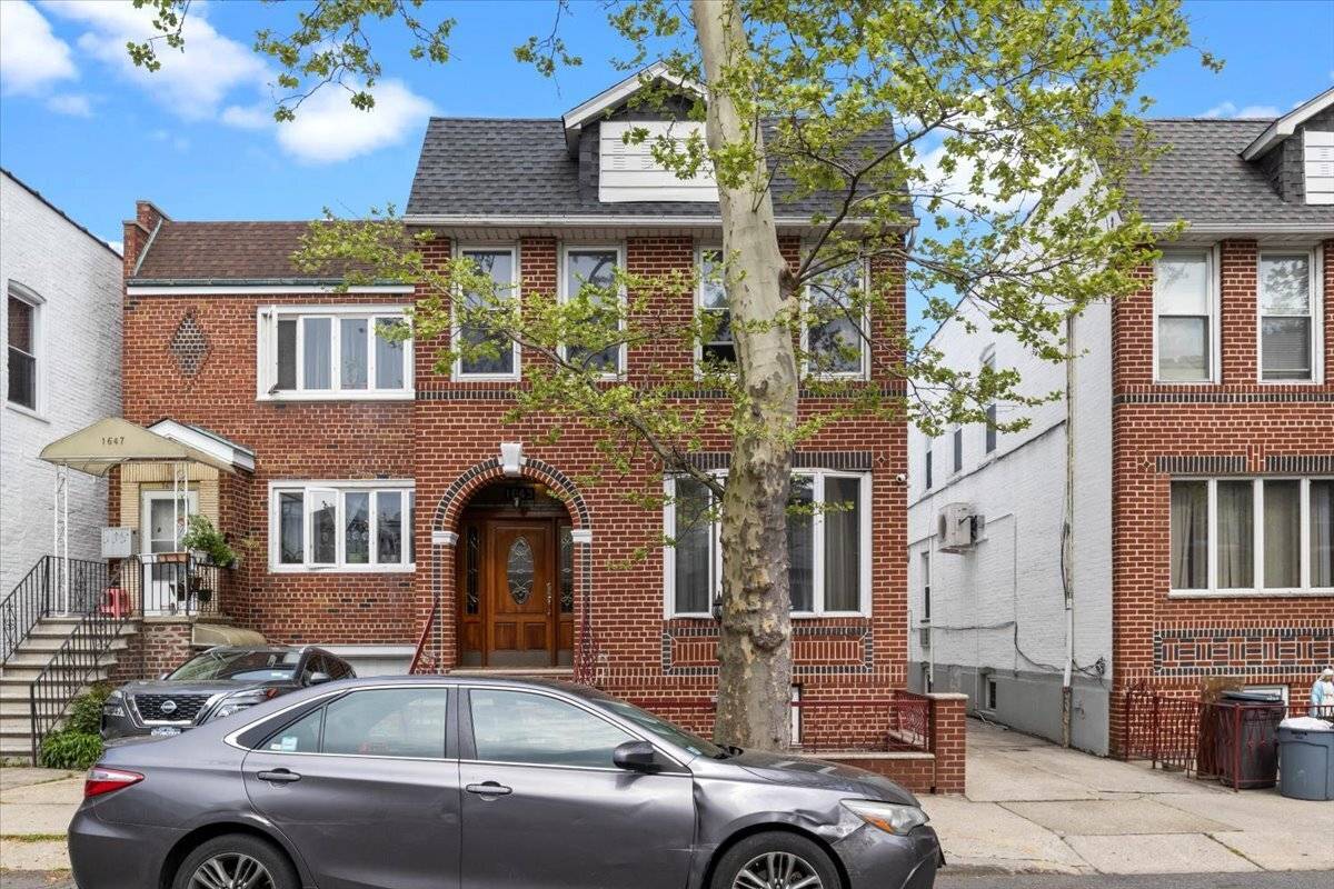 Welcome to this spacious and bright 5 bedroom, 4 bathroom home in the heart of Gravesend, Brooklyn.