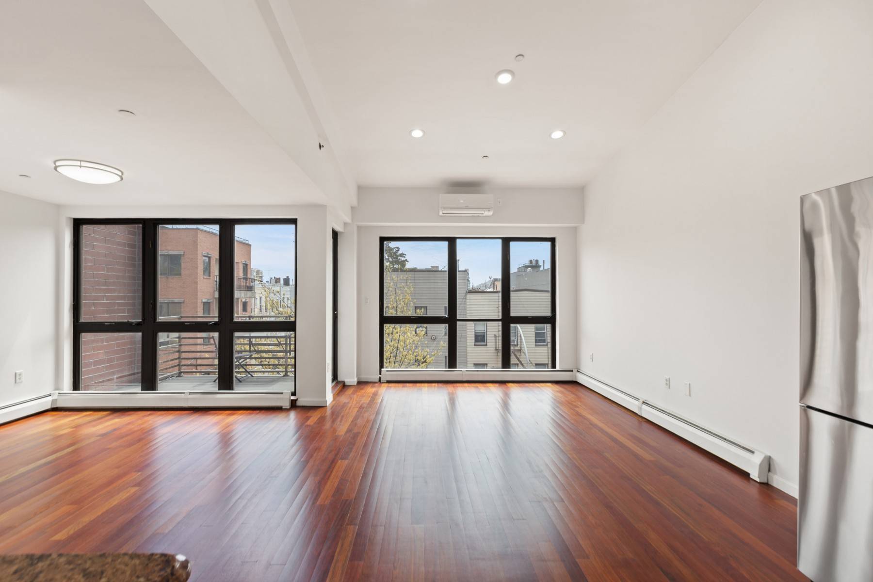 Welcome to the epitome of urban luxury living at 179 Jackson St Condominium.