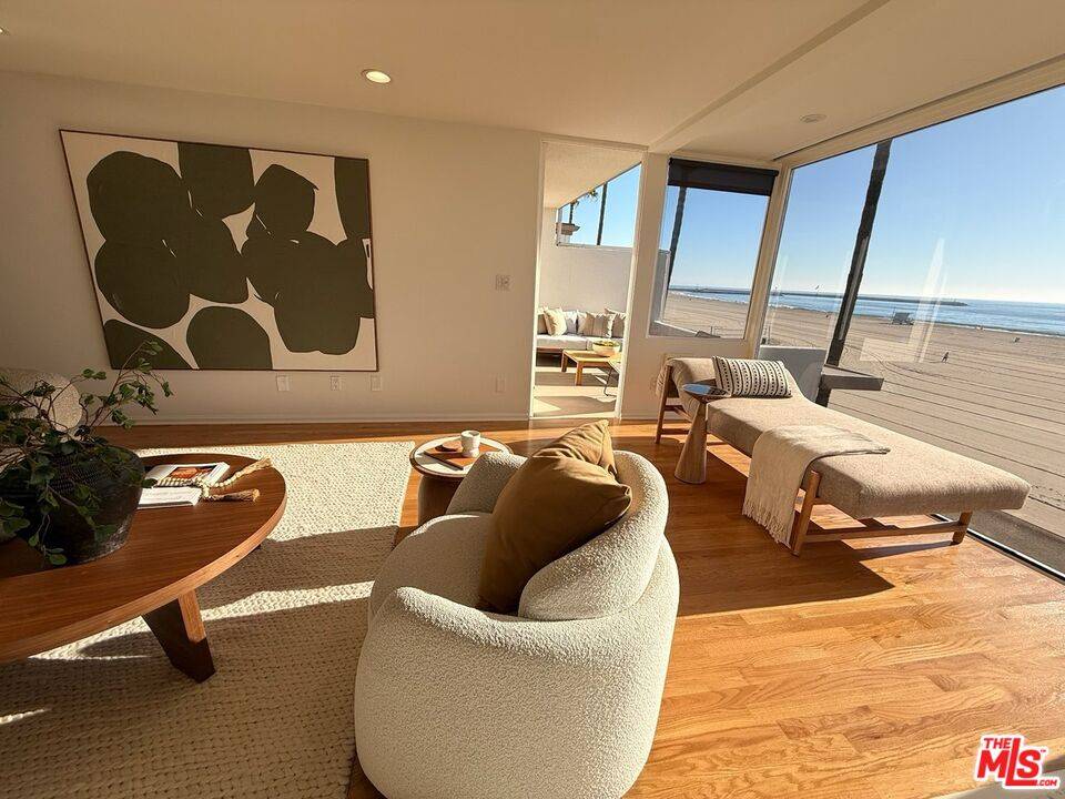 6  SW Northstar St 2BR Marina Del Rey La