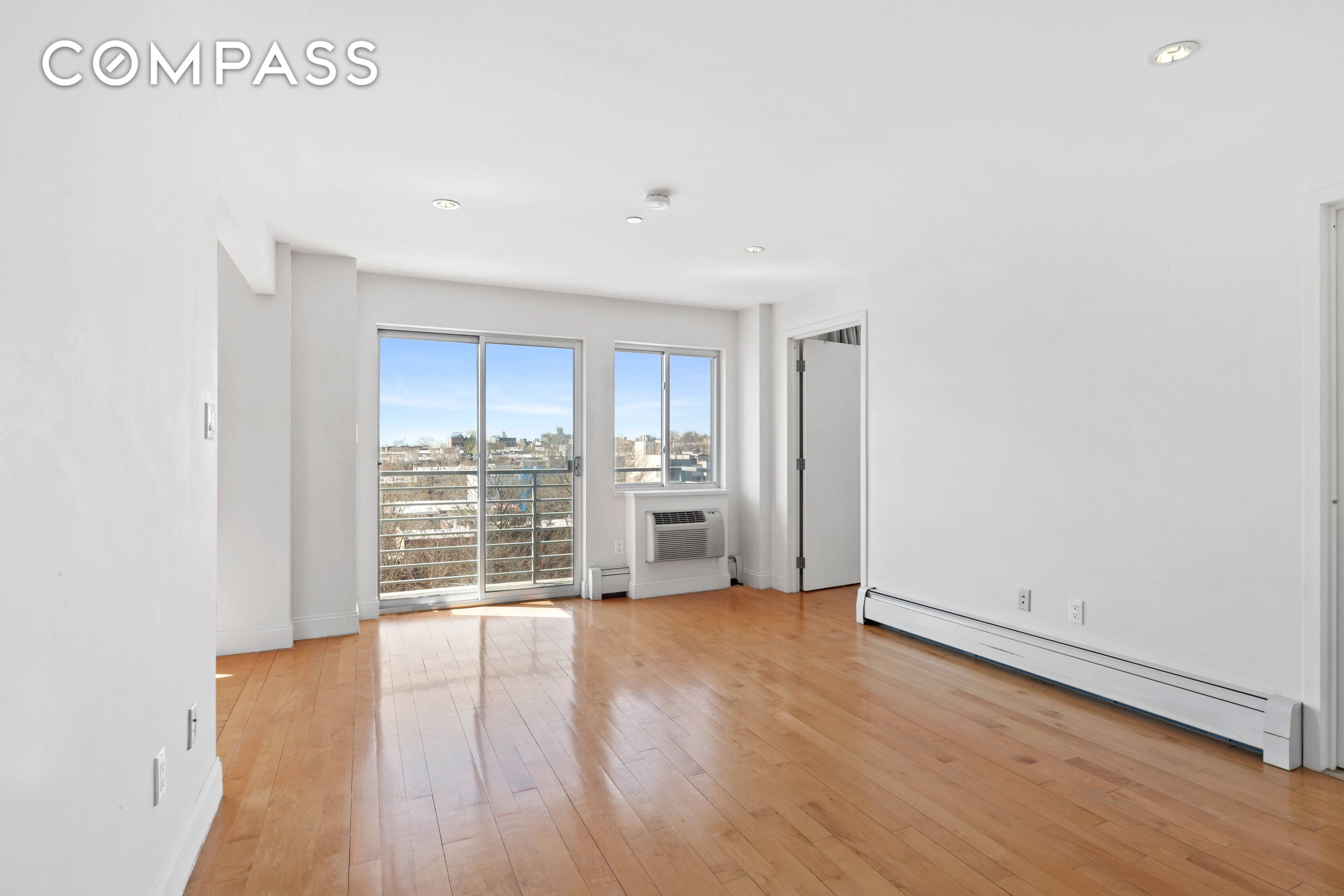 Do not miss this opportunity for a modern 1BR with private outdoor space just off Smith Street !