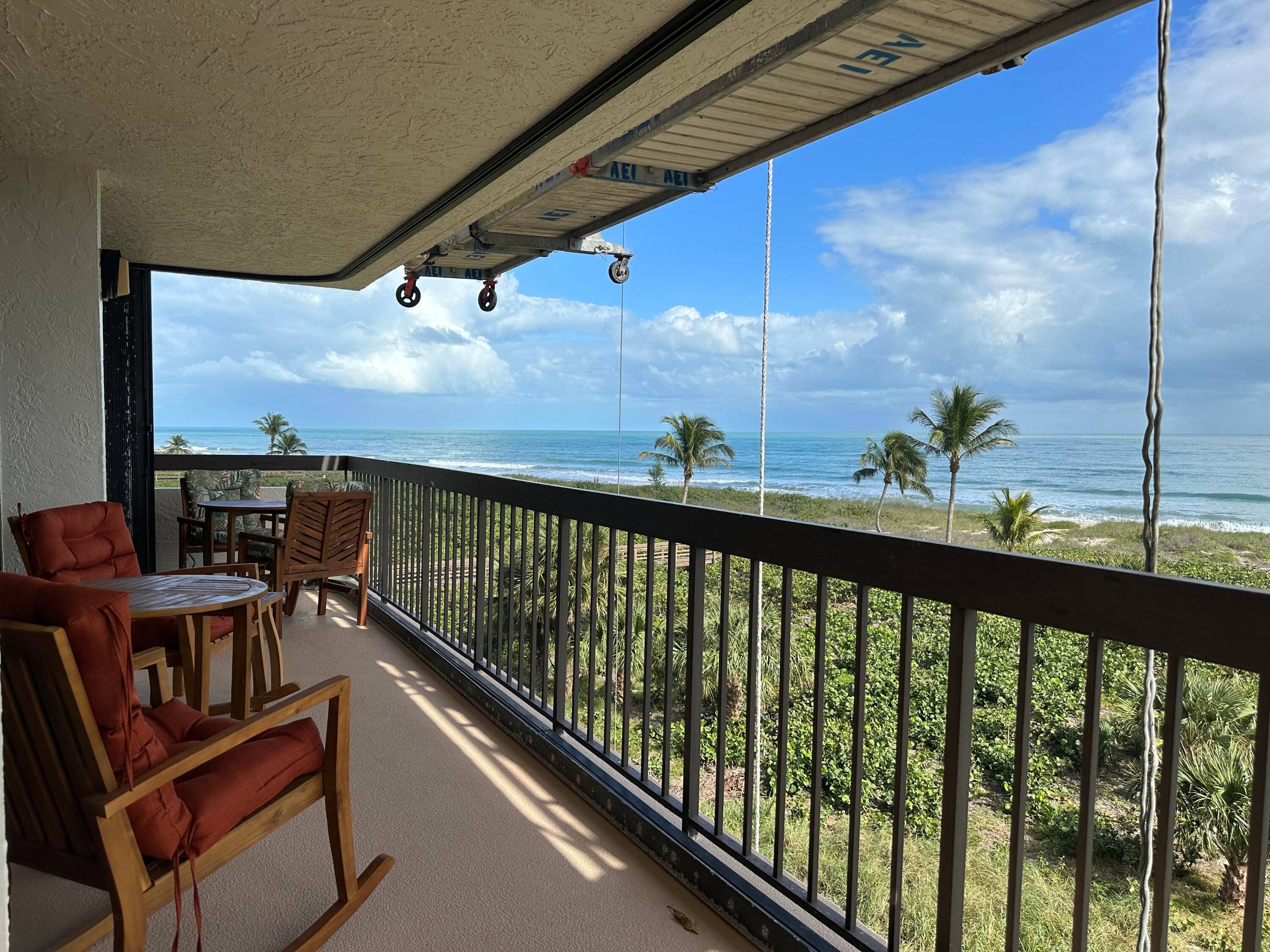 Annual or Seasonal Beautifully furnished oceanfront condo.
