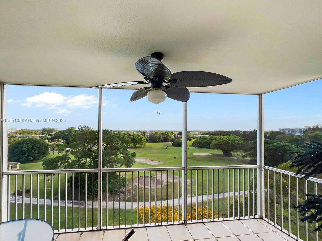 BEAUTIFUL TURN KEY FURNISHED unit located in the sought after community of Palm Aire.