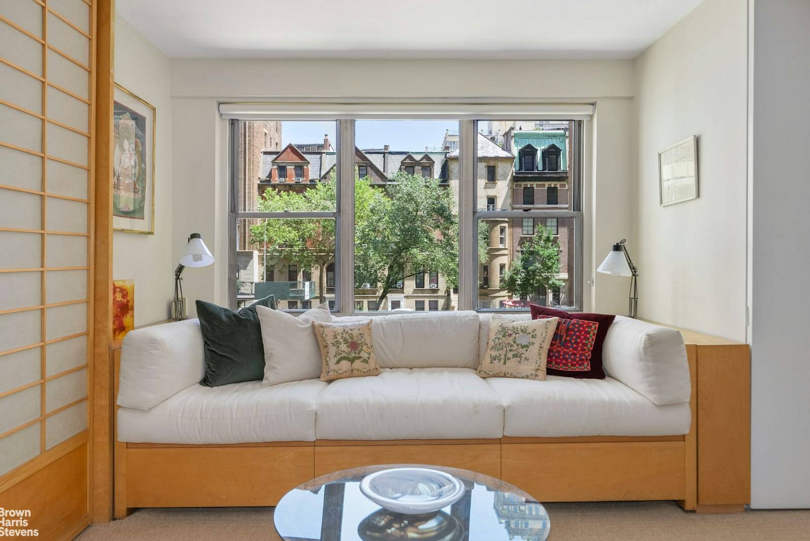 W70s amp ; CPW Peaceful and Bright 1 Bedroom Imagine Central Park is your playground, the vibrant convenient Upper West Side is your stomping ground, historic townhouses are your view, ...