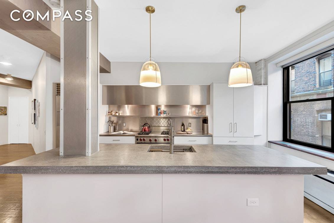 Two Bedroom 2 Bath in Cobblestone Tribeca Prewar authenticity merges seamlessly with contemporary conveniences on one of the most serene blocks in Tribeca.