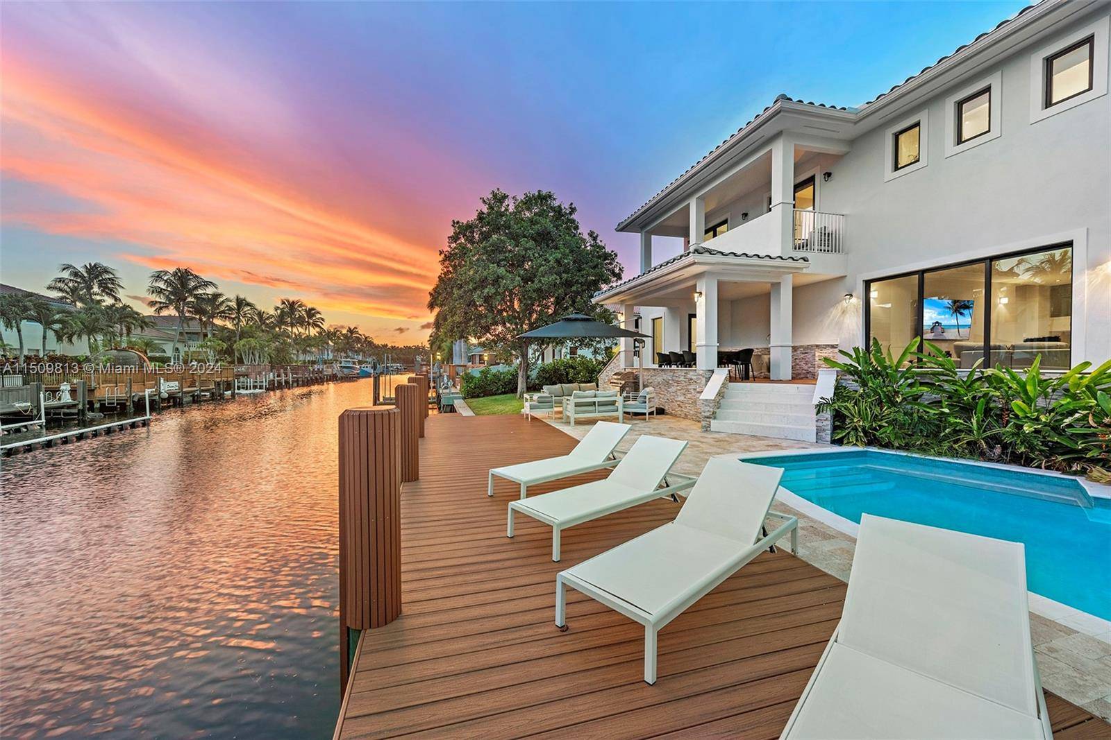 Built in 2021 This beautifully designed home is located in an exclusive area of South Lake in Hollywood Beach on a 100 waterfront lot with direct ocean access seconds away ...