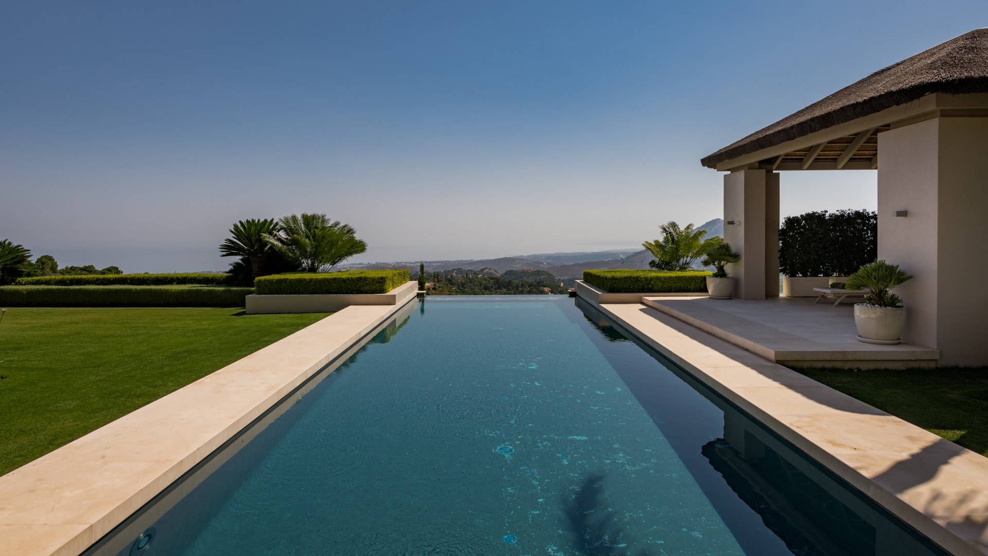 Stunning New Modern Mediterranean High-End Grand Villa in Glorious Zagaleta