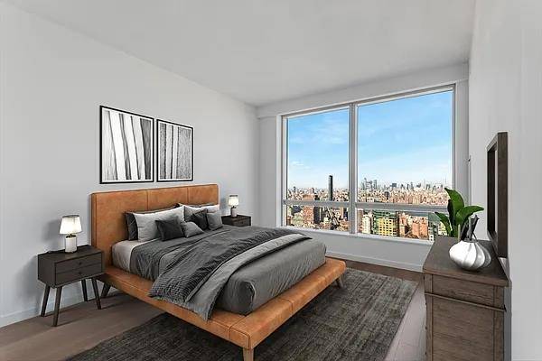 Best Views in the Best Place to Live DOWNTOWN BROOKLYN, Gorgeous 2bd 2ba looking at the Manhattan Skyline from the 50th floor !