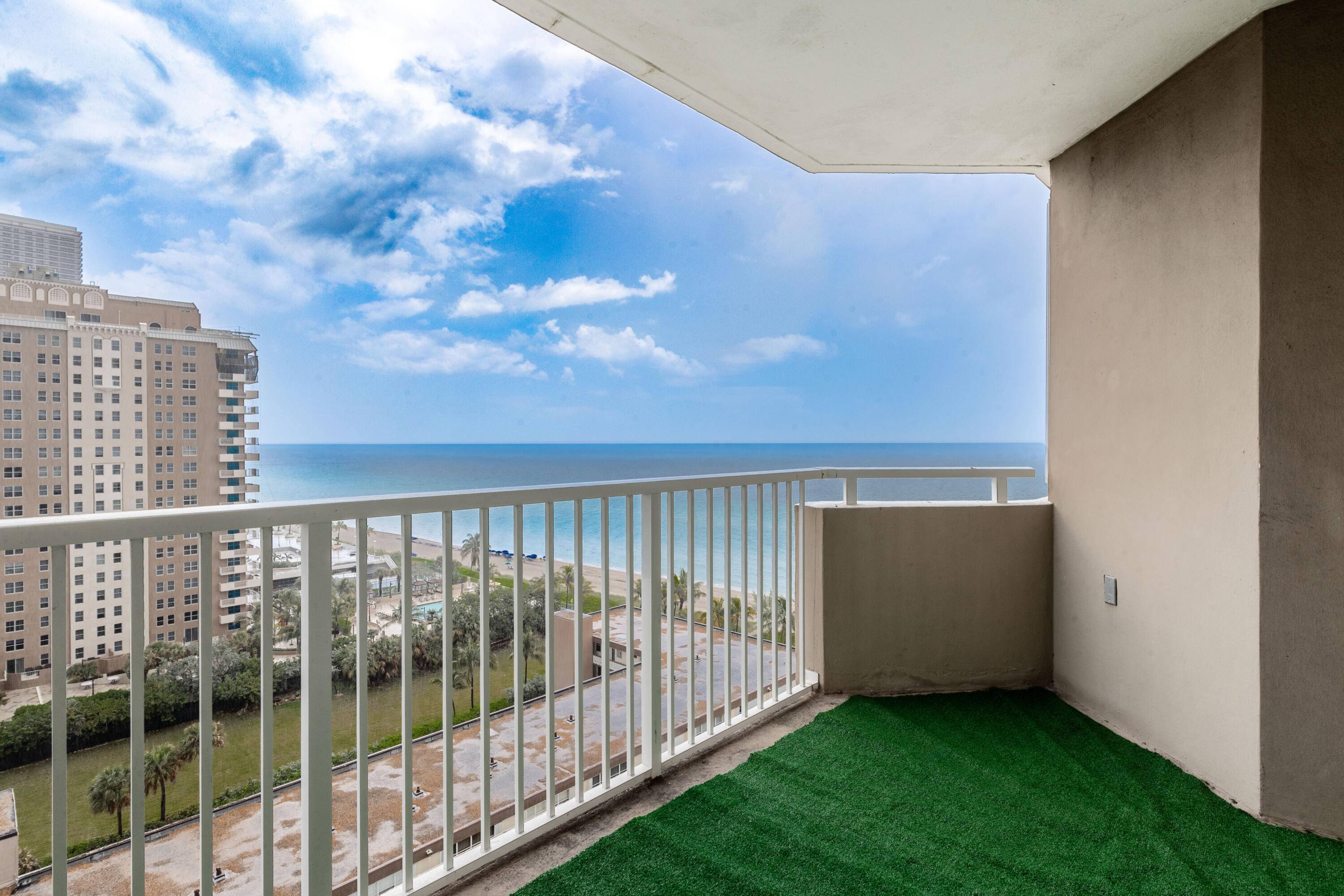 Stunning ocean views from your private balcony in this lovely one bedroom one and half bath condo unit in the highly sought after Hemisphere Condo.