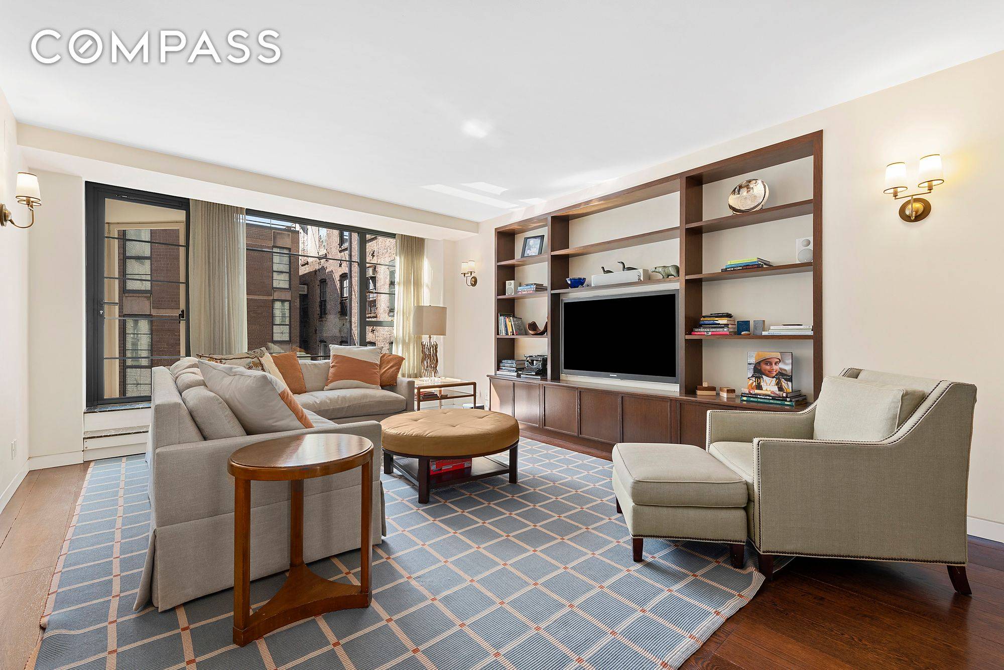 An expansive and renovated 4 bedroom and 3 bath home in the legendary Butterfield House located on one of the most sought after blocks in the heart of Greenwich Village ...