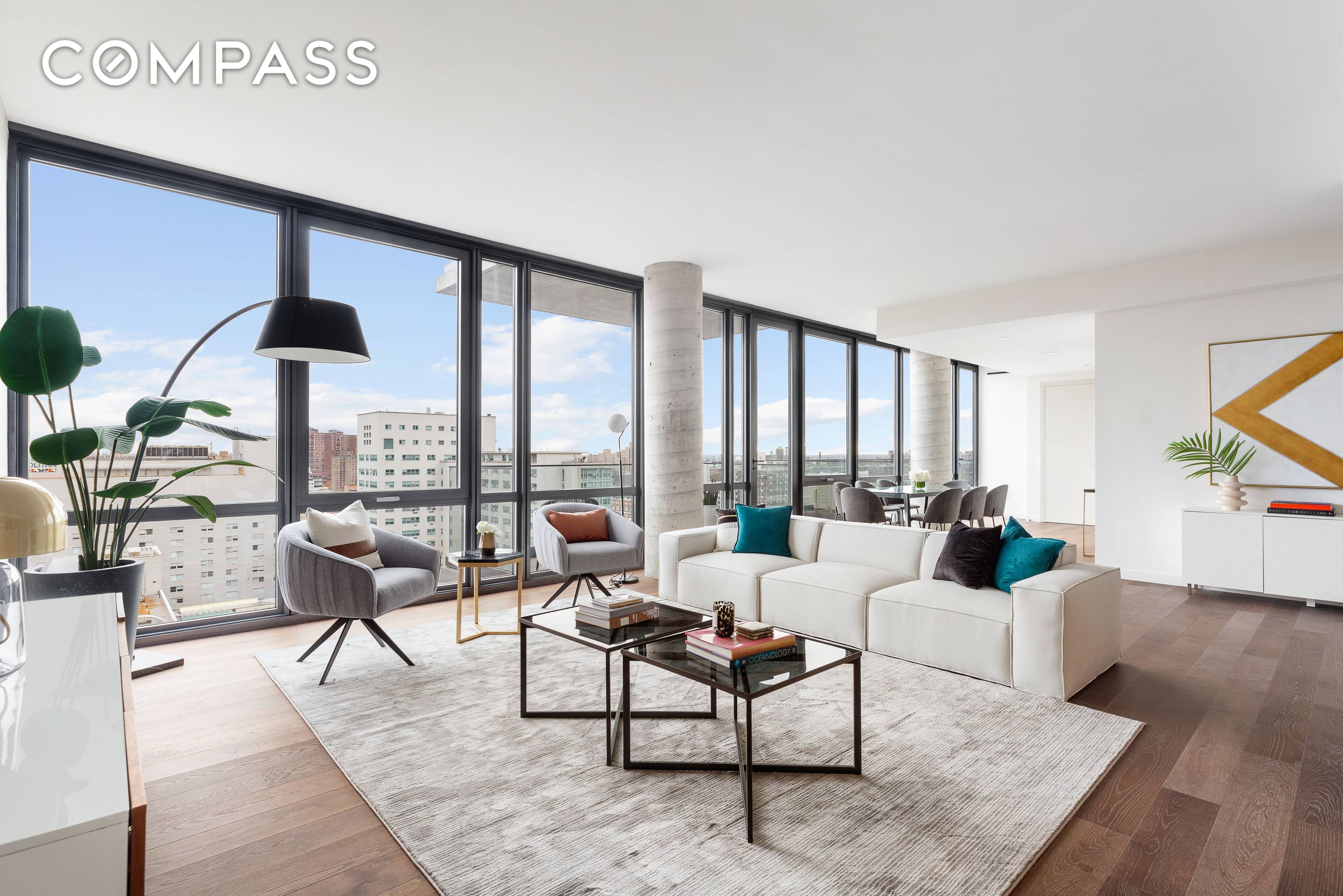 PH4 at 302 East 96th Street presents the ultimate opportunity for luxurious indoor and outdoor living.