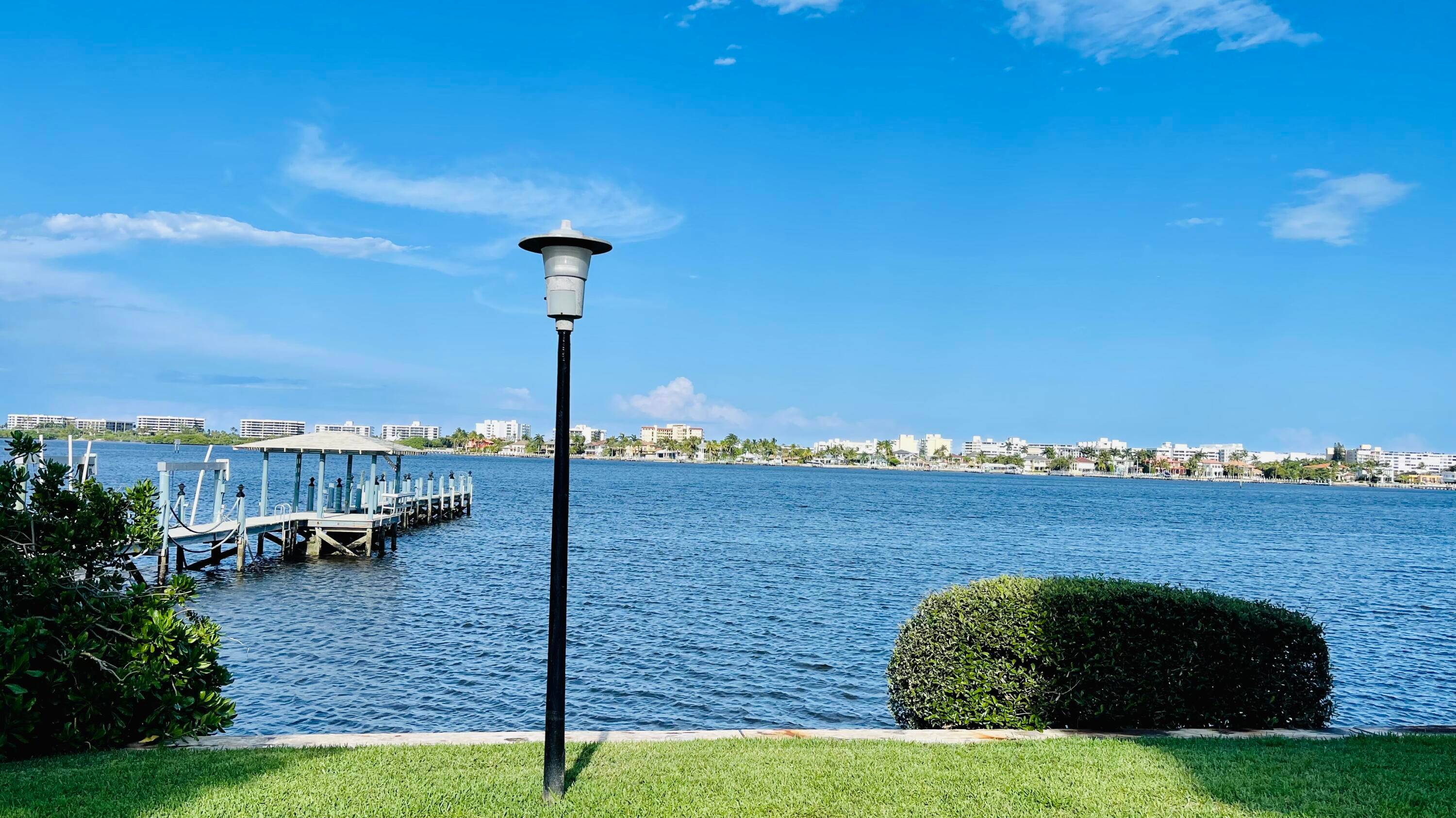 Renovated and Fully Furnished 2 Bedroom, 2 Bathroom Condo in Hidden Harbour of the Palm Beaches.