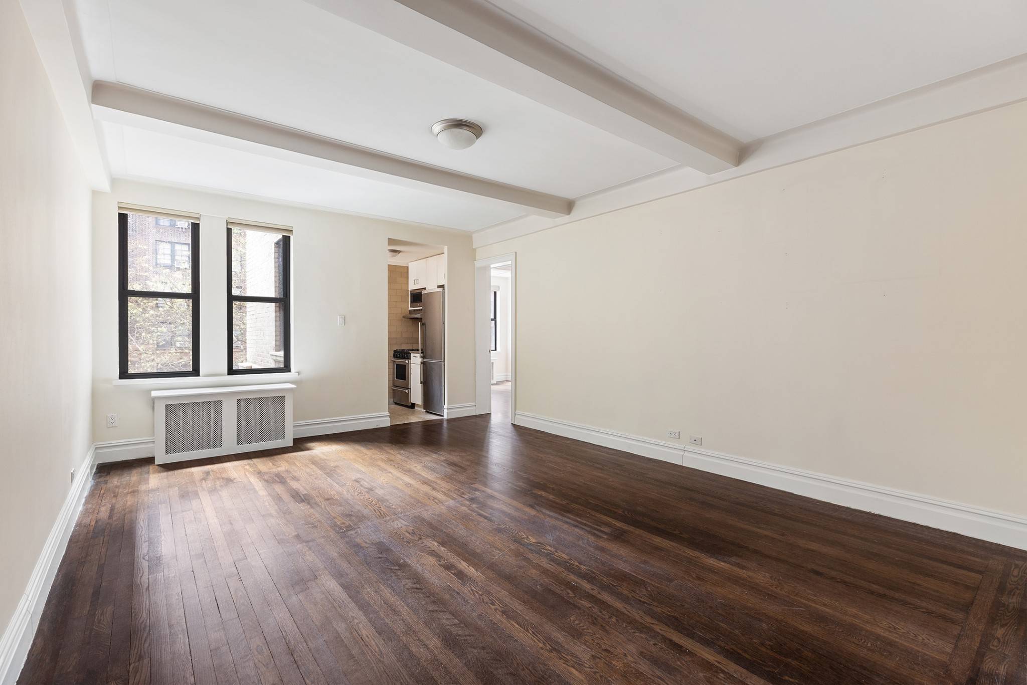 Welcome home ! This large, gut renovated 1 bedroom, 1 bathroom apartment is located just steps away from Central Park in the Hermitage, a white glove, full service condo doormen ...