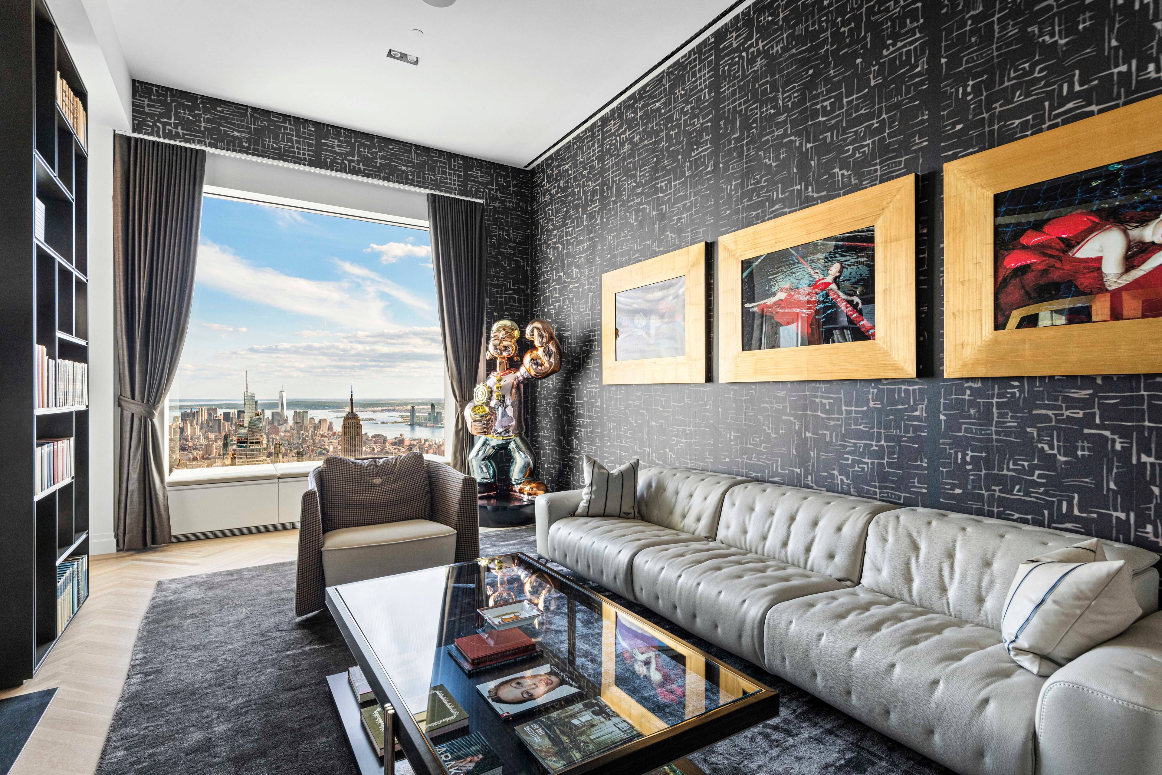 The penthouse at 432 Park Avenue, one of the most iconic residences of our time, takes its premier place above every other trophy penthouse in New York.