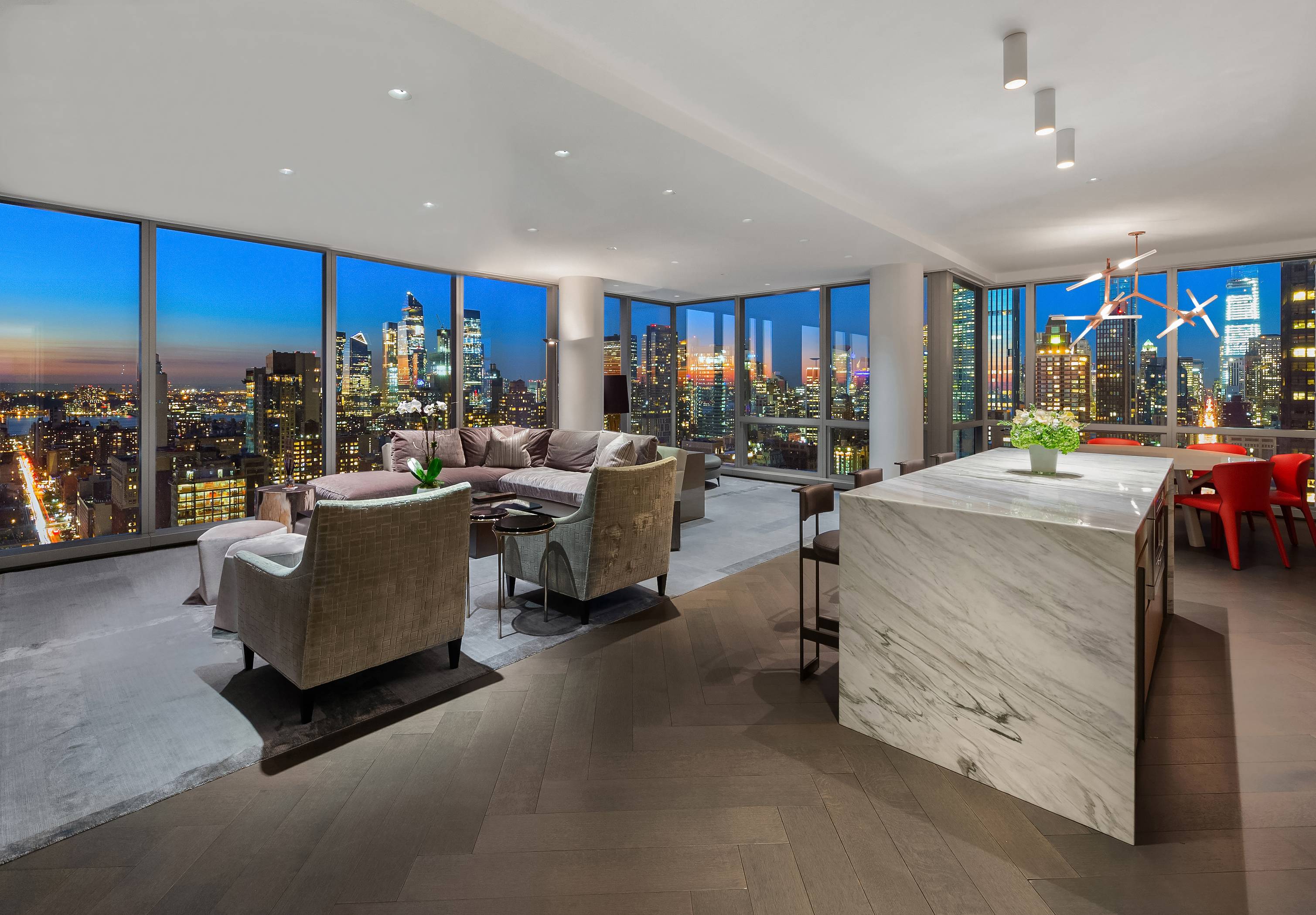 With unparalleled, 360o city views, this spectacular 3, 310 sq.
