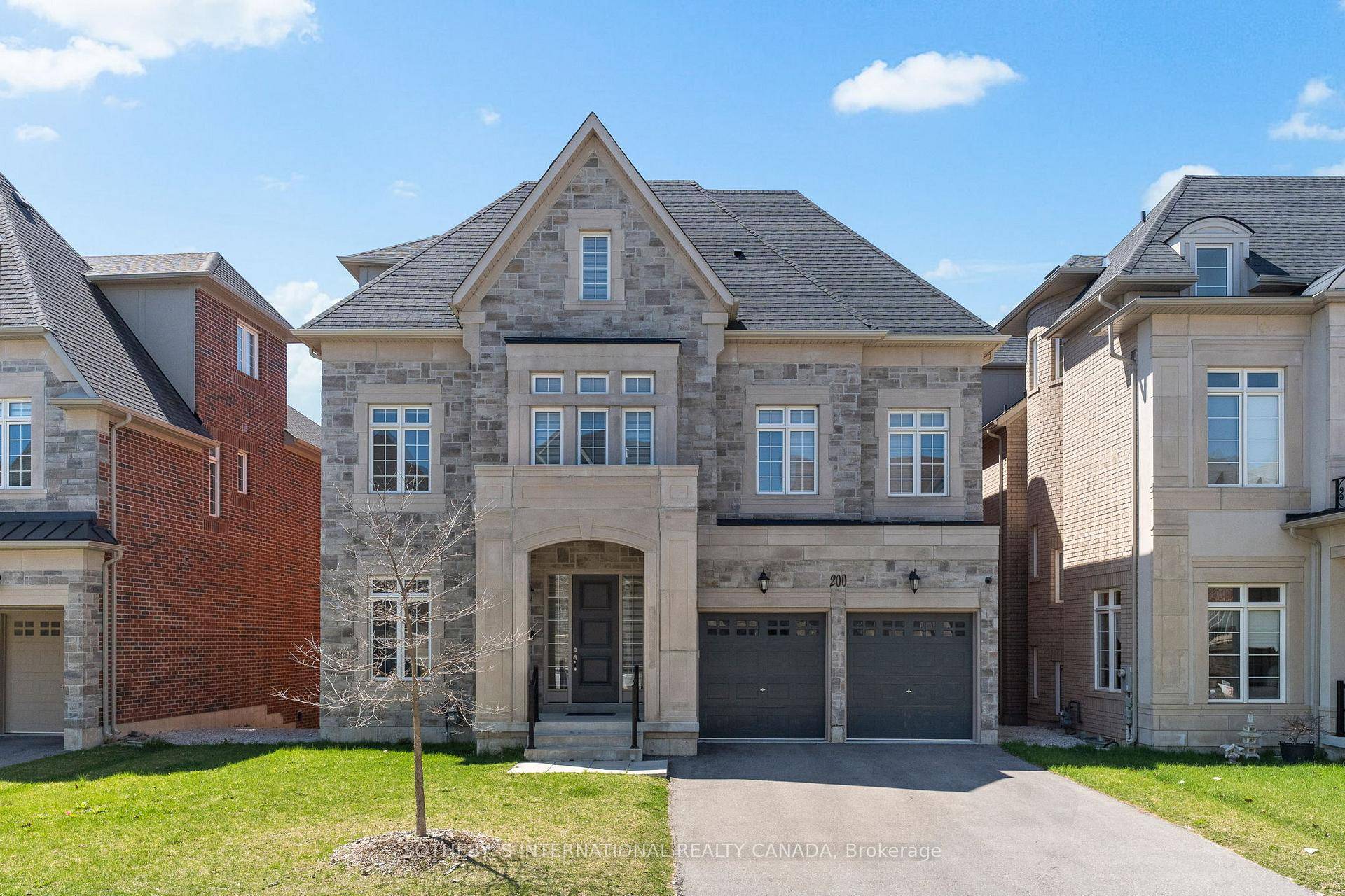Stunning Ravine Lot in the desirable and newly developed Upper West Side Community.