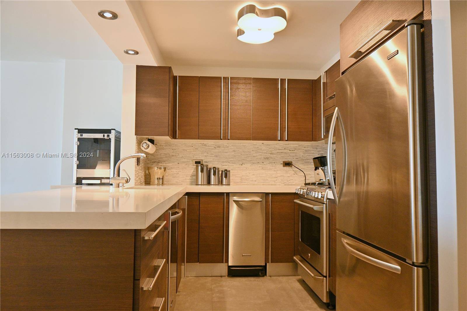 This Amazing 1 1 SOFI Penthouse Comes w An Assigned Covered Parking Space Too Many Upgrades To List !