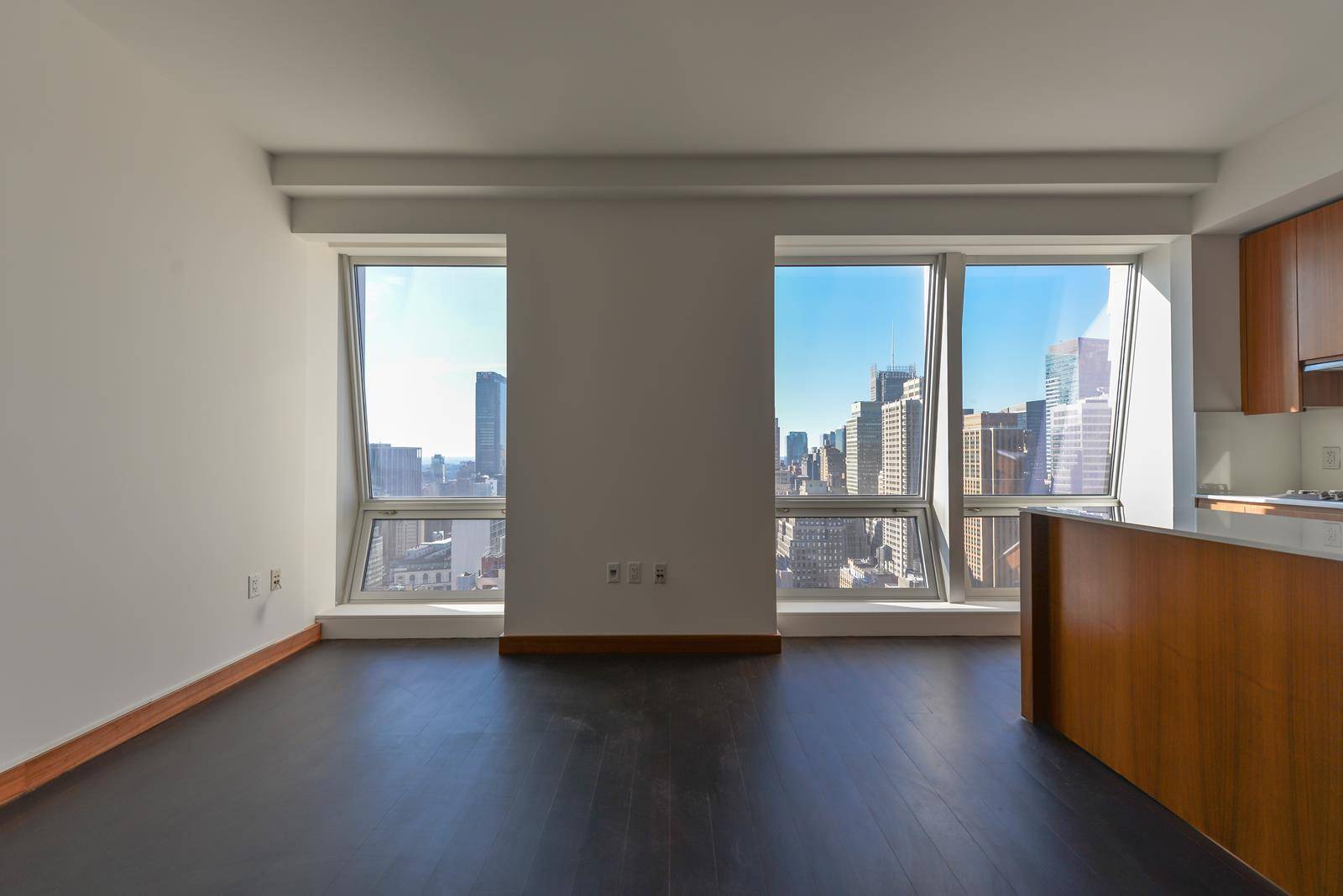 One bedroom available in New York's most prestigious new condominium.