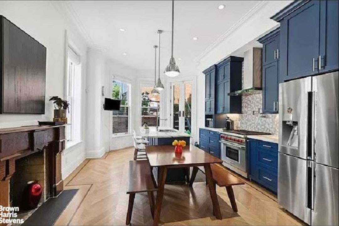 Classic yet modern this home does not disappoint from the moment you step into the expansive parlor level and enjoy the multidirectional sunlight, gorgeous real wood floors, high ceilings, exquisite ...