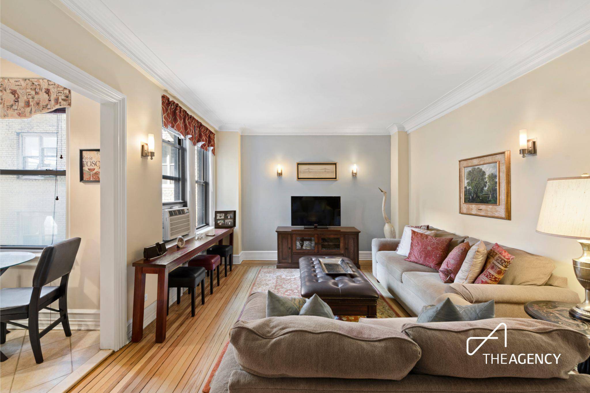 Welcome home to 136 East 36th Street !