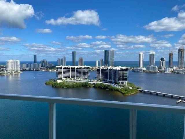 Spectacular unit at Luxurious Peninsula I with breathtaking ocean intracoastal and city views, 3BD 3.