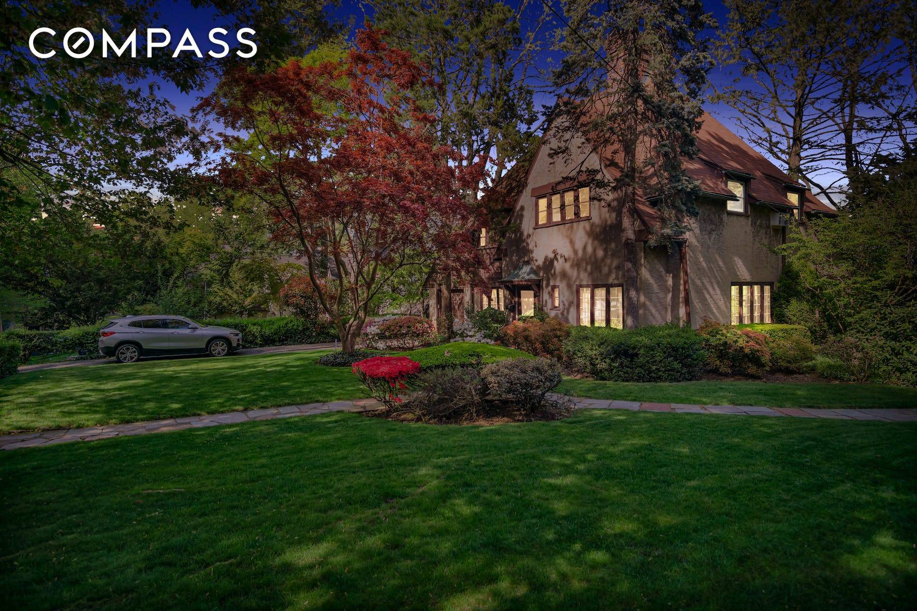 IDYLLIC PARADISE SET IN FABLED FIELDSTON 20 MINUTES FROM LINCOLN CENTER !
