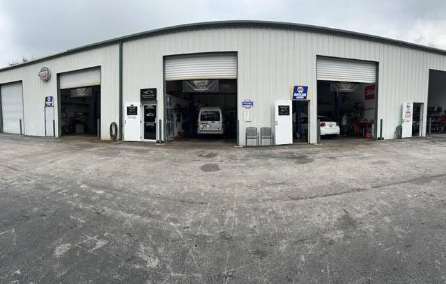 Well Established and trusted Automotive repair shop in very busy Port Saint Lucie.