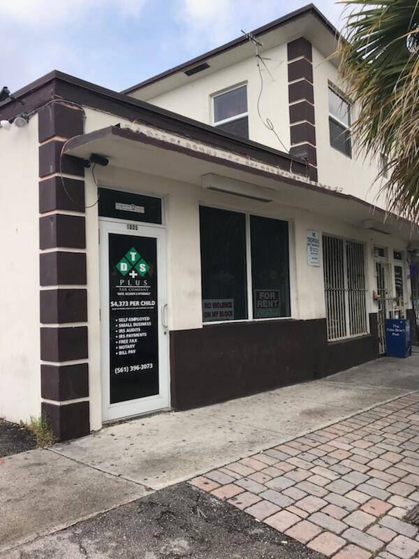 LOOKING TO OPEN YOUR OWN STOREFRONT IN WEST PALM BEACH ?