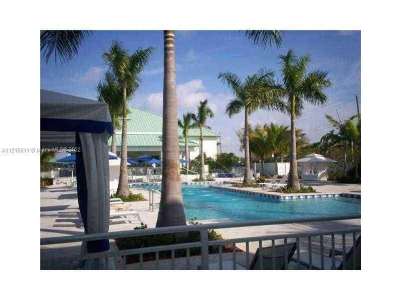 BEAUTIFUL CONDO HOTEL STUDIO UNIT AT PROVIDENT DORAL AT THE BLUE, SPECTACULAR GOLF VIEW FROM YOUR PRIVATE BALCONY, THIS UNIT IS FULLY FURNISHED WITH GRANITE COUNTER TOPS, FINE EUROPEAN KITCHEN ...