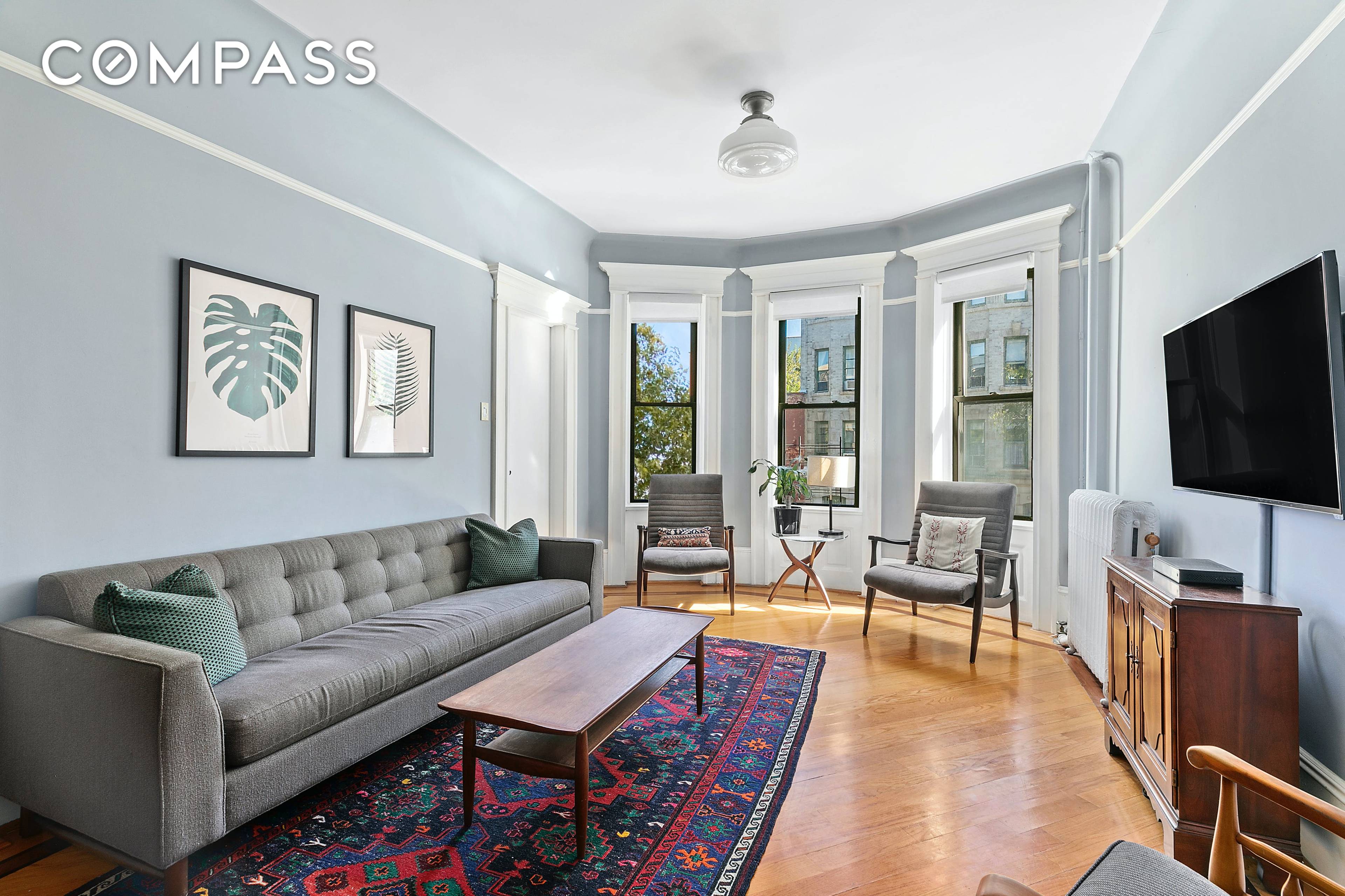 Welcome to 226 Saint James Place, 2L Nestled on a beautifully tree lined street in the heart of Clinton Hill s historic district.