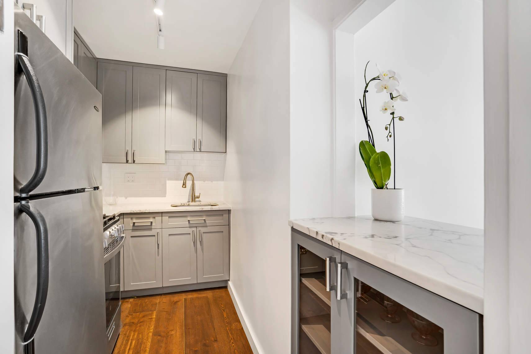 Welcome home to your new junior one bedroom, flush with light from gracious, sound proof windows, boasting eastern exposure and a fully gut renovated kitchen and 4 generous closets.