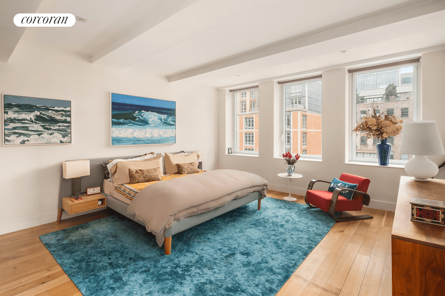 Welcome to this absolutely stunning 286 Spring Street Penthouse at Hudson Square, anchored at the crossroad of the new Disney and Google Headquarters !