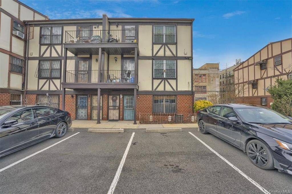 Welcome to your dream condo in the Bronx !