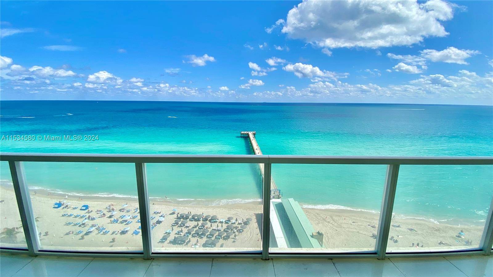 DIRECT OCEAN FRONT UNIT IN EXCLUSIVE LA PERLA RESIDENTIAL BUILDING WITH DIRECT BEACH ACCESS !